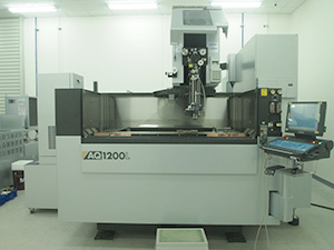 Press machine